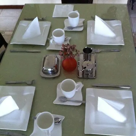Sunny House 3*